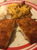 Pechugas rellenas de queso y jamón con un toque mexicano