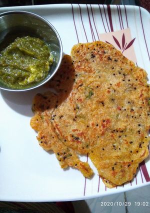 सूजी मिक्स वेजिटेबल चीला (suji mix vegetable cheela recipe in Hindi) रेसिपी मुख्य फोटो