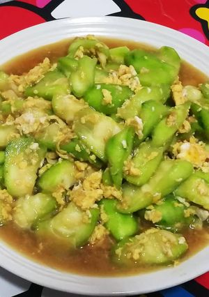 A picture of Stir-Fried Zucchini with Eggs.