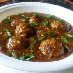 A picture of Maggi manchurian.