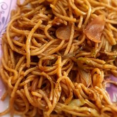 A picture of Chowmein.
