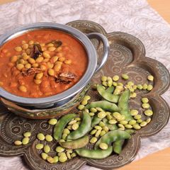 A picture of Averekai (Hyacinth beans/Val) Huli.