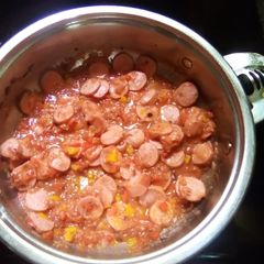 A picture of Sausage stew.