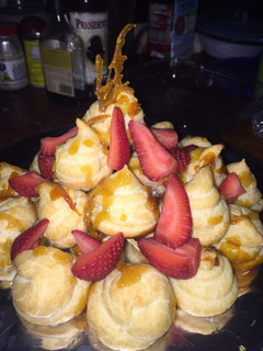 Una foto de Masa de choux y croquembouche