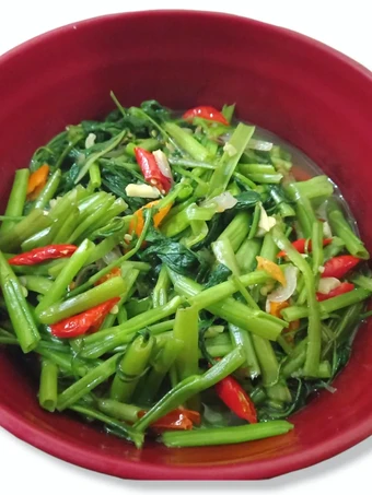 Langkah Gampang Membikin Resep Tumis Kangkung Saus Tiram yang Bisa Manjain Lidah Anti Ribet, Mantap Sekali