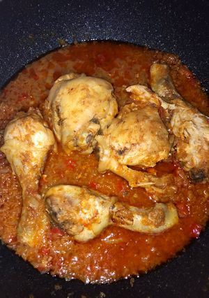 Lecsós csirkepörkölt recept fotója