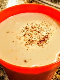 Una foto de NESCAFÉ Con Durazno🍑 y Avena🌾en Hojuelas...!