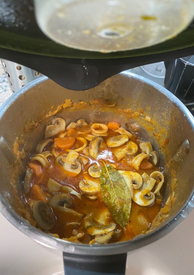 Una foto de Calamares patagónicos en salsa en Thermomix TM31
