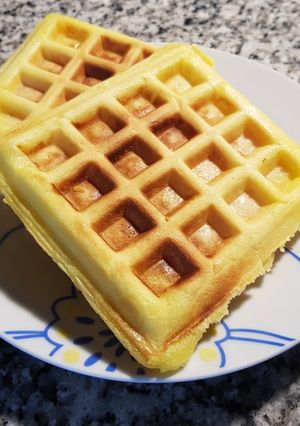 Una foto de Waffles rellenos de lomito y muzzarella sin harina 0000