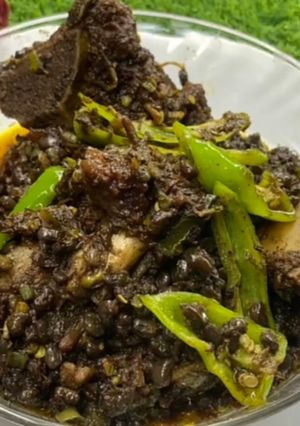 A picture of Green Beans with beef recipe|Rawan ki phaliyan|Big Bites|https://youtu.be/7tHT70PRnFc.
