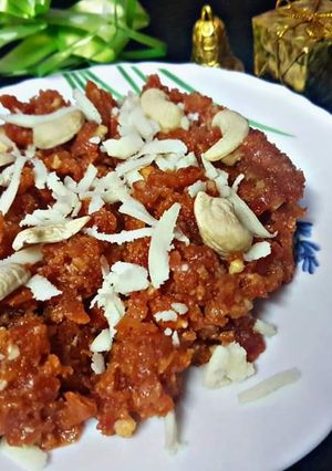 गाजर का हलवा(Gajar ka halwa recipe in Hindi) रेसिपी मुख्य फोटो