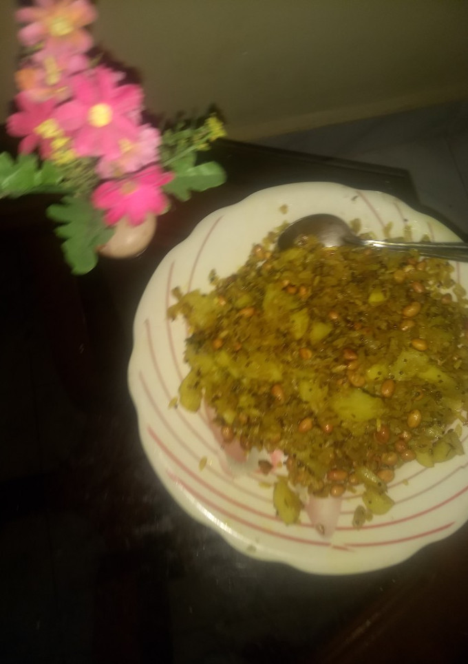 A picture of Kanda Batata Poha.