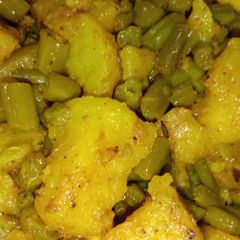 A picture of Aloo beans.