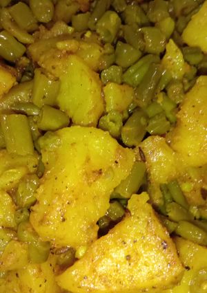 A picture of Aloo beans.