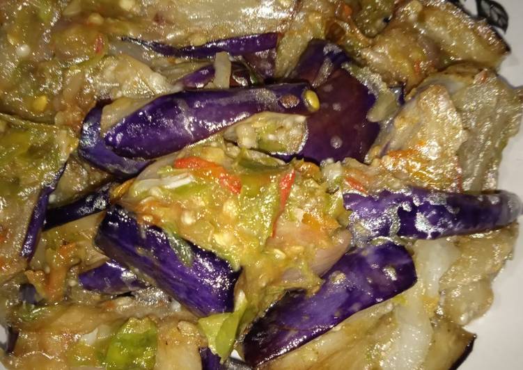 Resep Terong sambel penyet simple Anti Gagal