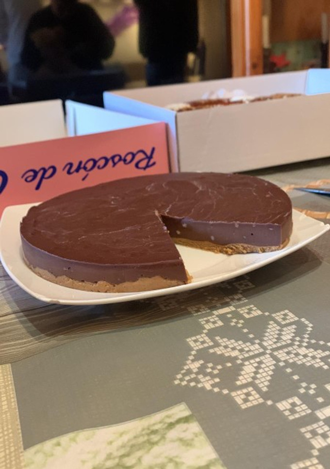 Una foto de Tarta de queso y chocolate