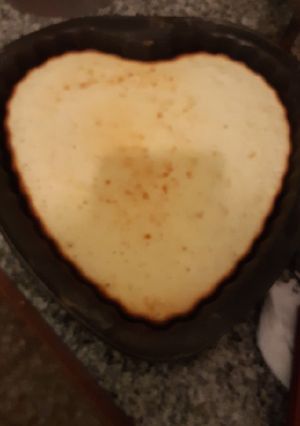 Una foto de Bizcochuelo de limón (sirve como base para un lemon pie)