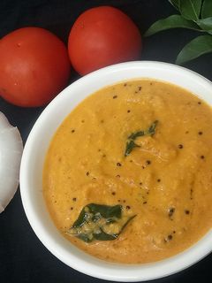 टमाटर और नारियल की चटनी (Tamatar aur nariyal ki chutney recipe in hindi) रेसिपी मुख्य फोटो