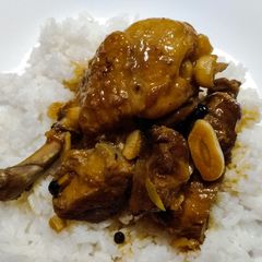A picture of Pineapple adobo.