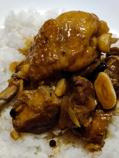 A picture of Pineapple adobo.
