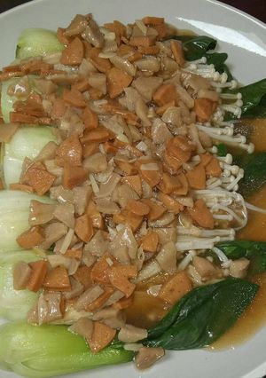 Foto resep Pakcoy &jamur enoki siram sosis baso