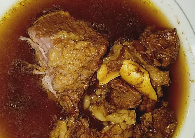 Langkah Mudah untuk Menyiapkan Rawon bumbu Instan, Enak