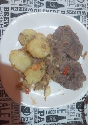 Una foto de Bifes a la cacerola
