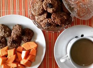 Foto de Cookies de banana com aveia e cacau