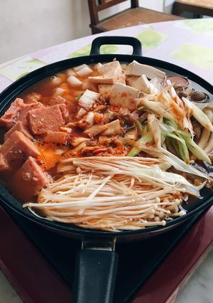 Foto resep Budae Jjigae Praktis