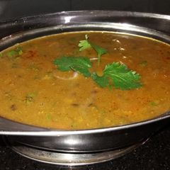 A picture of Daal makhani.