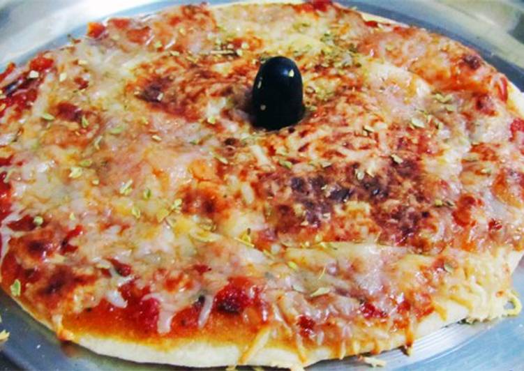 How to Make Favorite Home Made Pizza