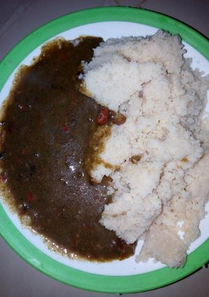 A picture of Couscous da miyan kuka.