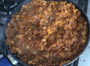Una foto de Picadillo con papas y puré de tomate