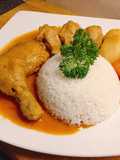 Chicken Massaman Curry By Khrua Mae Sri Liam
