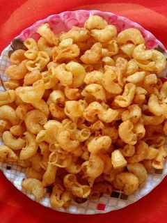 मैकरॉनी का कुरकुरे (macaroni ke kurkure recipe in Hindi) रेसिपी मुख्य फोटो