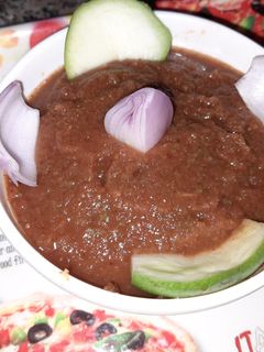 કેરી ડુંગળી ની ચટણી (Keri Dungli Chutney Recipe In Gujarati) રેસીપી મુખ્ય ફોટો