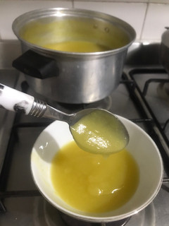 Una foto de Compota de mango verde