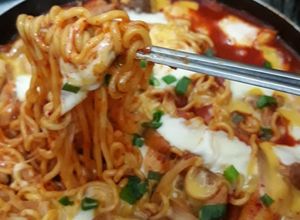 Foto resep Cheese Buldak (Spicy Chicken) Ramen