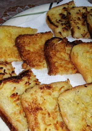 A picture of Crispy noodles bites.