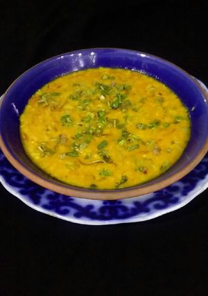 A picture of Mash ki daal.