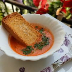 A picture of Tomato soup.