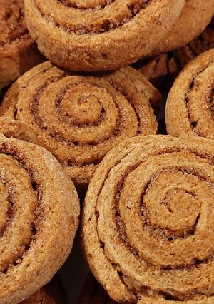 Una foto de Rolls de canela integrales de Cecilia L