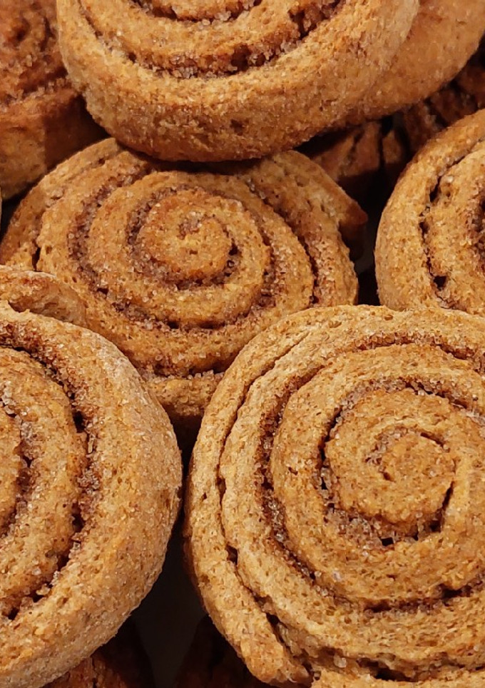 Una foto de Rolls de canela integrales de Cecilia L
