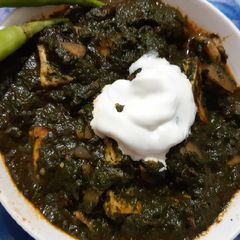 Creamy Mushroom Palak Paneer A picture of Creamy Mushroom Palak Paneer.