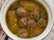 Gambar bakso kuah tongcai