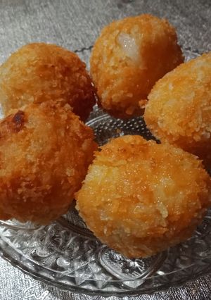 Foto resep Bola Panir Udang, bonus majalah aura