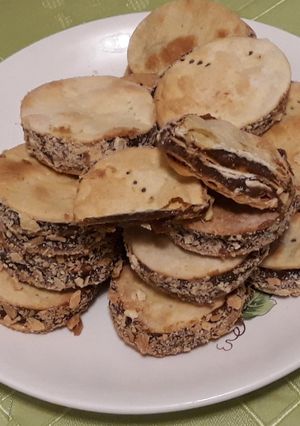 Una foto de Alfajor alto