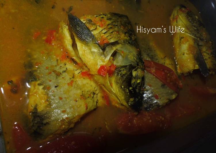 Resep Soup Ikan Mas Asam Pedas yang Enak Banget