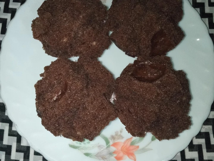 Langkah Mudah untuk Membikin Resep Muffin pisang cokelat kukus (eggless) yang Lezat Sekali Anti Ribet, Uenak Banget