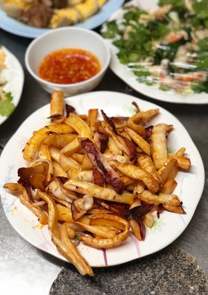 Hình của món Mực một nắng chiên lò chiên không dầu.
